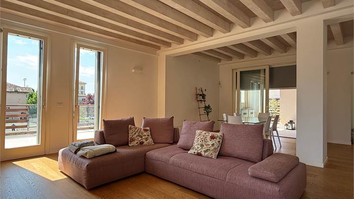 ELEGANTE DUPLEX A VITTORIO VENETO